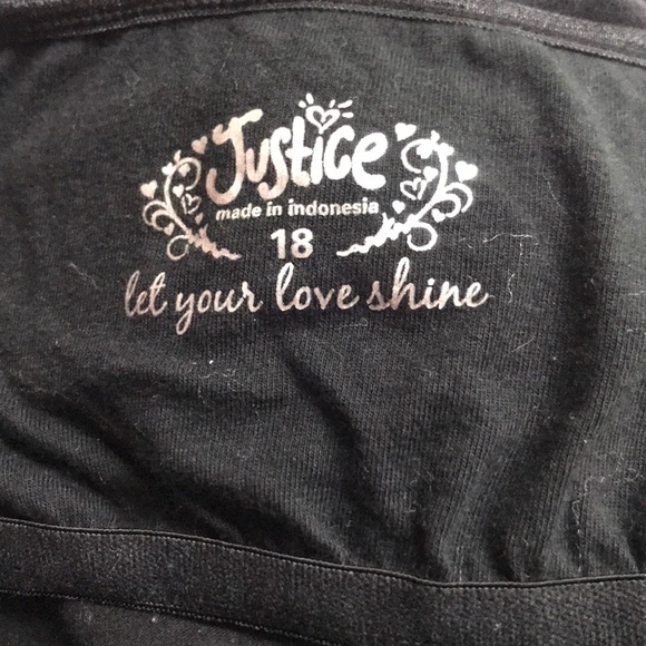 Black and white tanks - Picture 3 of 5